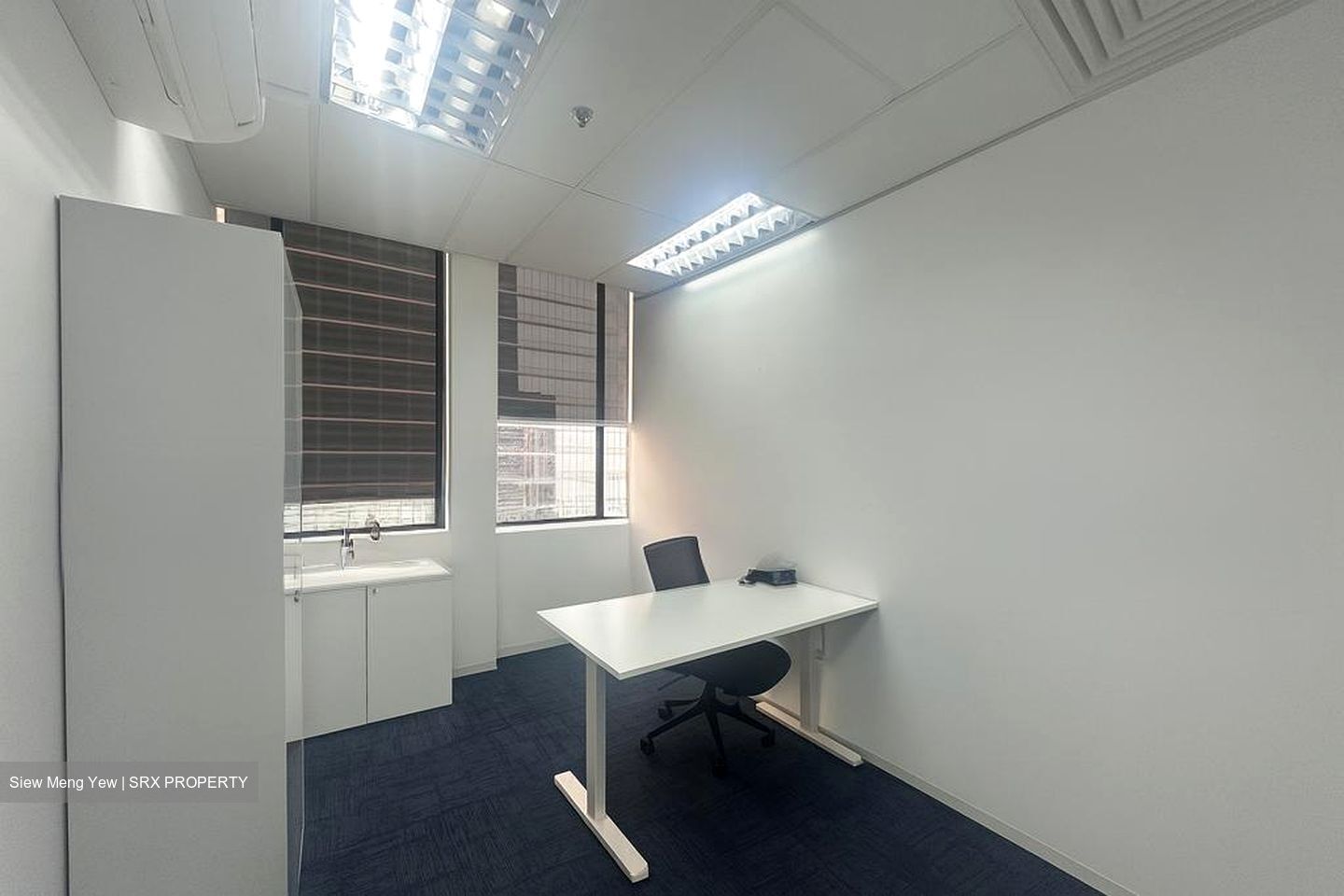 International Plaza (D2), Office #498793231